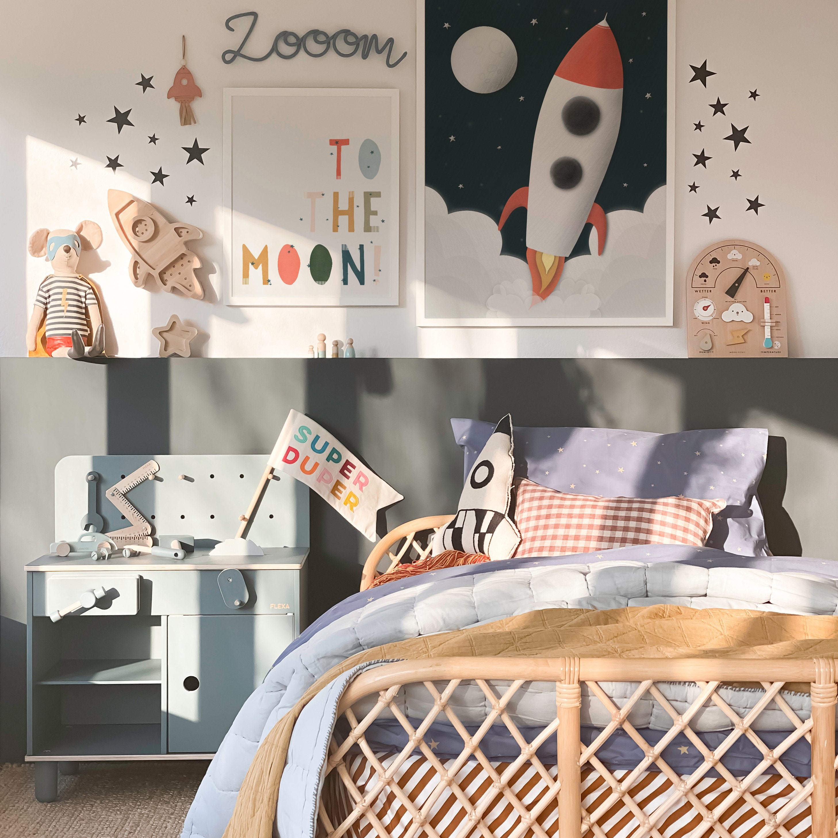 http://www.scandiborn.co.uk/cdn/shop/collections/square-kids-space--themed-room--rocket-cushion-boys-bedroom-ideas-railings-farrow-and-ball-on-wall-space-prints-posters_copy_e533818e-4158-467f-bebc-a850f37b3d41.jpg?v=1630400620