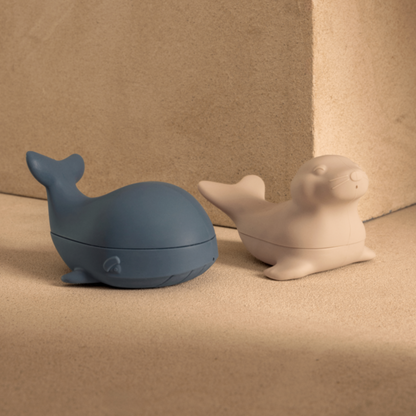 Liewood Duncan Arctic Silicone Bath Toys - Whale blue / Sandy