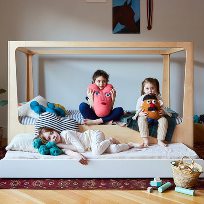 Oeuf NYC Perch Nest Bed - White/Birch