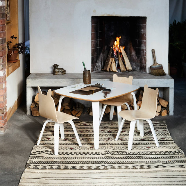 Oeuf NYC Play Table - White