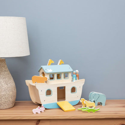 Bigjigs Toys Wooden Noah's Ark