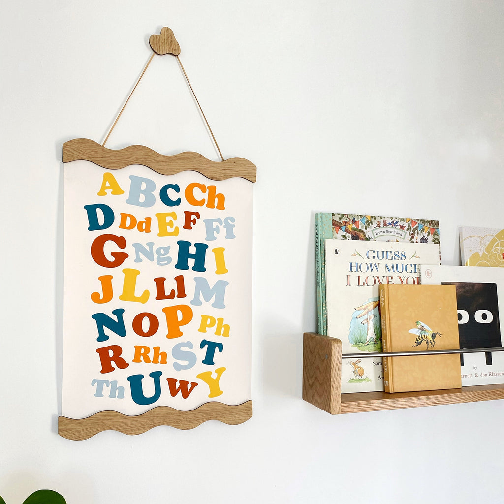 Autumns Corner Wavy Oak Magnetic Picture Frame | Scandiborn