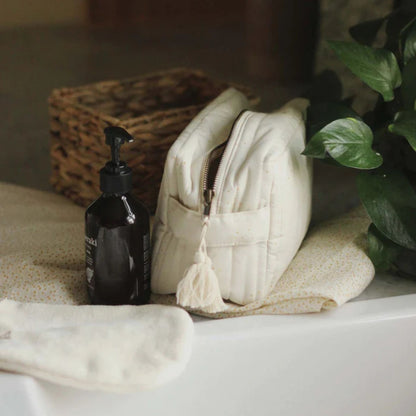 Avery Row Wash Bag - Wild Chamomile