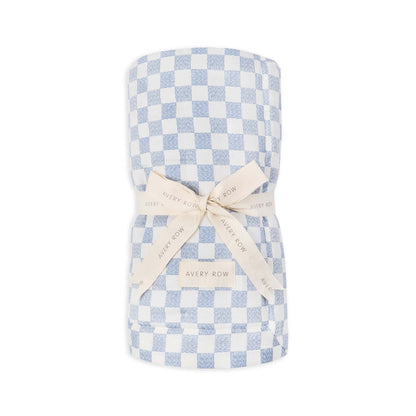 Avery Row Quilted Bedspread - Waves