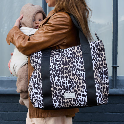Finnson Selby Eco Changing Bag With Changing Mat - Leopard
