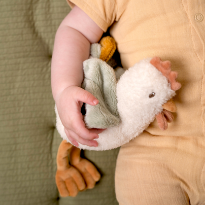 Little Dutch Cuddle Chicken 17cm - Little Farm