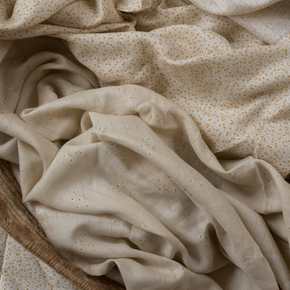 Avery Row Organic Cotton Baby Muslin Swaddles Set Of 2 - Wild Chamomile / Daisy Meadow
