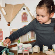 Tender Leaf Cottontail Cottage Dolls House
