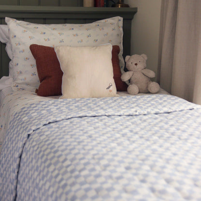 Avery Row Quilted Bedspread - Waves