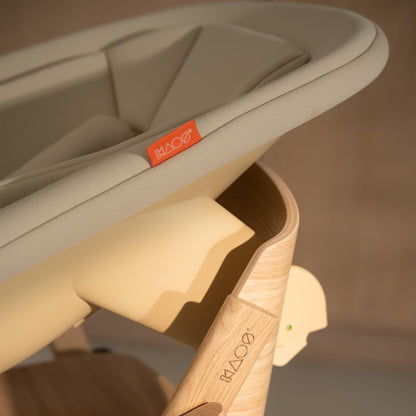 KAOS Klapp Oak High Chair Newborn Bundle