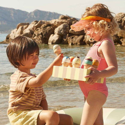 Kids Concept Ice Cream Stand