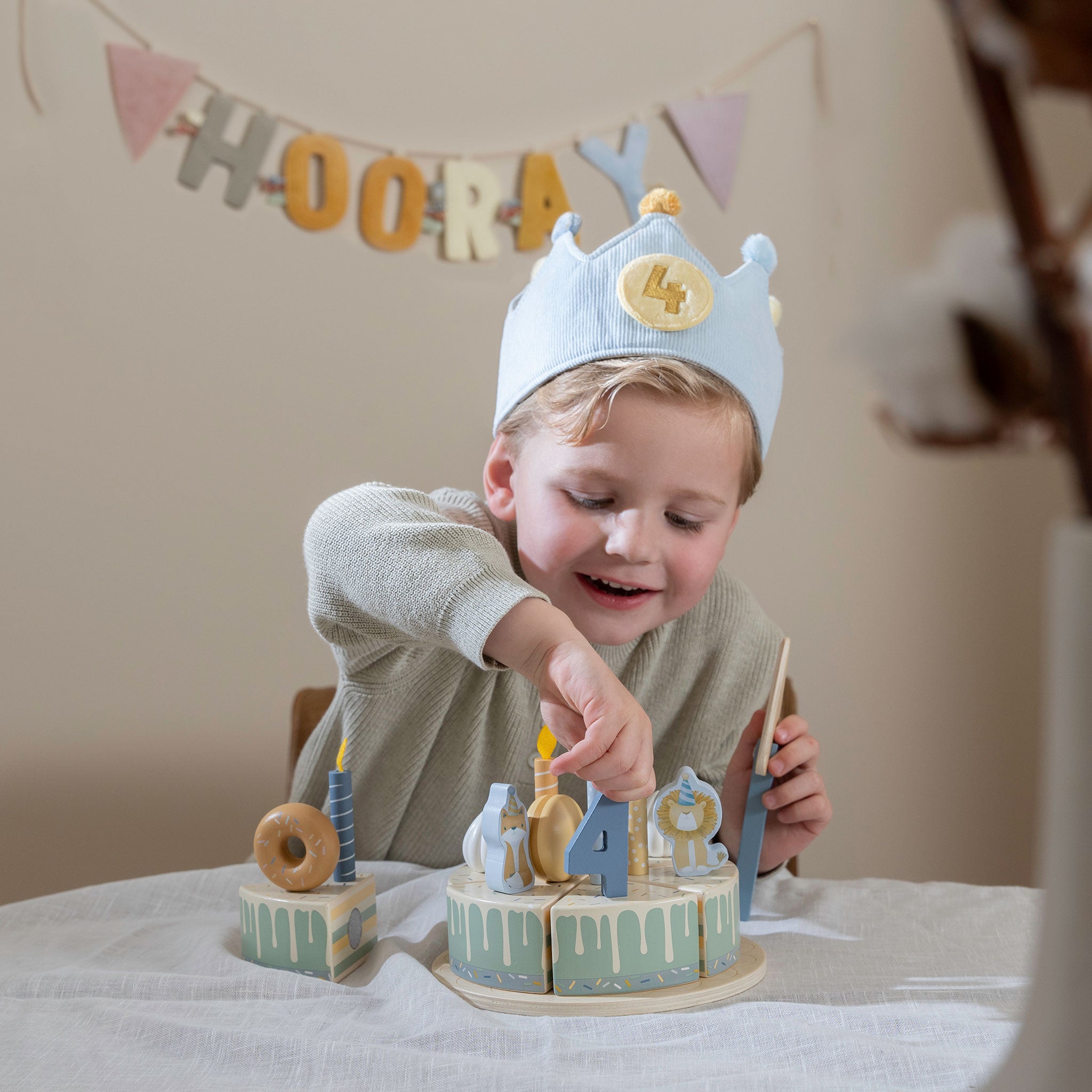 Little Dutch Birthday Crown Blue Scandiborn