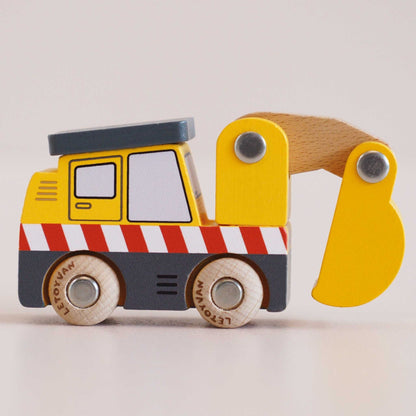 Le Toy Van Wooden Digger - Eddie