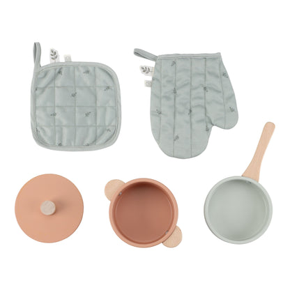 Little Dutch Wooden Play Kitchen