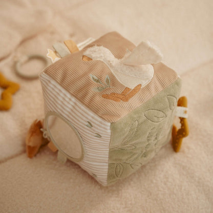 Little Dutch Activity Cube - Newborn Naturals