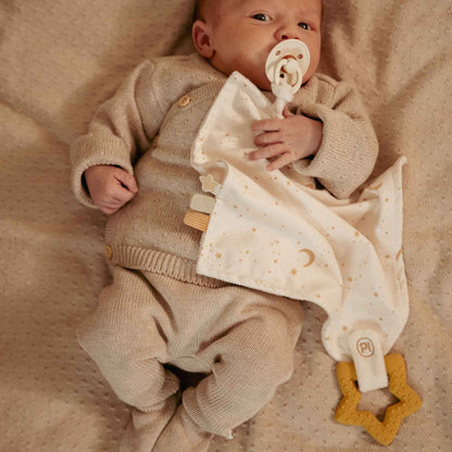Little Dutch Cuddle Cloth With Teething Ring - Newborn Naturals