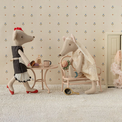 Maileg Beautician Mouse - Mum