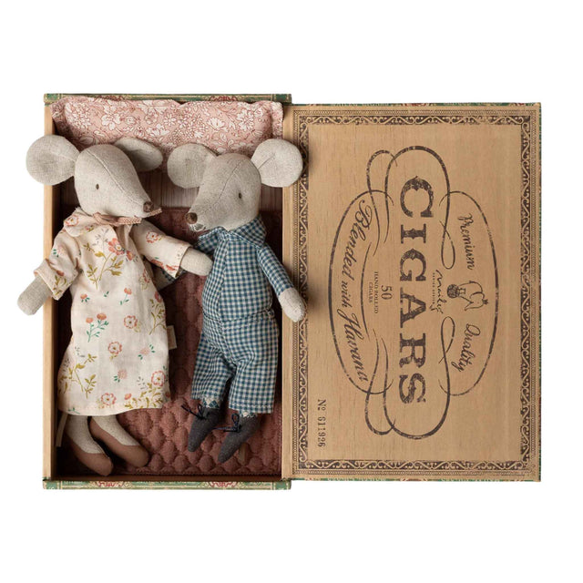 Maileg Grandma & Grandpa Mice in Cigarbox