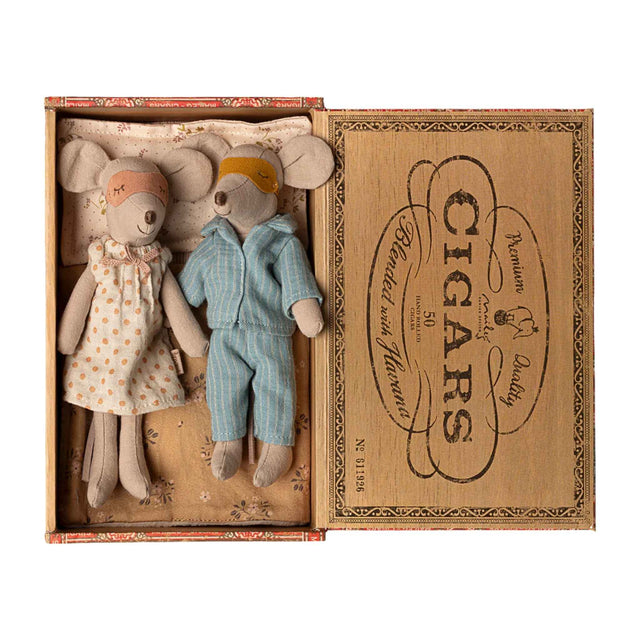 Maileg Mum & Dad Mice In Cigarbox