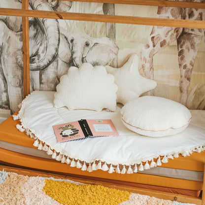 MiniCamp Boucle Seashell & Starfish Cushions - Ecru
