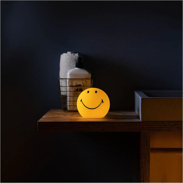 Mr. Maria Smiley Yellow Bundle Of Light