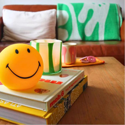 Mr. Maria Smiley Yellow Bundle Of Light