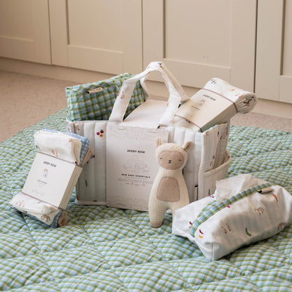 Avery Row New Baby Essentials Gift Set - Little Farm
