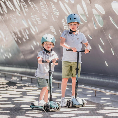 Scoot & Ride Highwaykick 5 LED Scooter - Steel