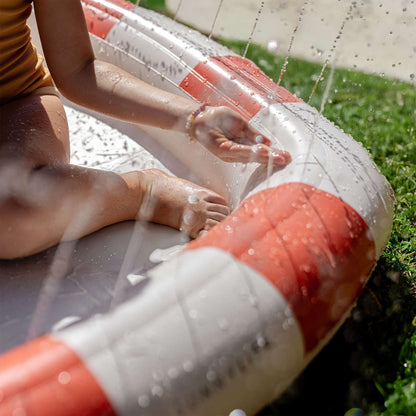 Sunnylife Poppy The Peach Sprinkler Mat - Multi