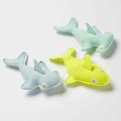 Sunnylife Salty The Shark Dive Buddies Set Of 3 - Aqua Neon Yellow