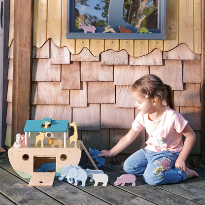 Tender Leaf Wooden Noah's Ark