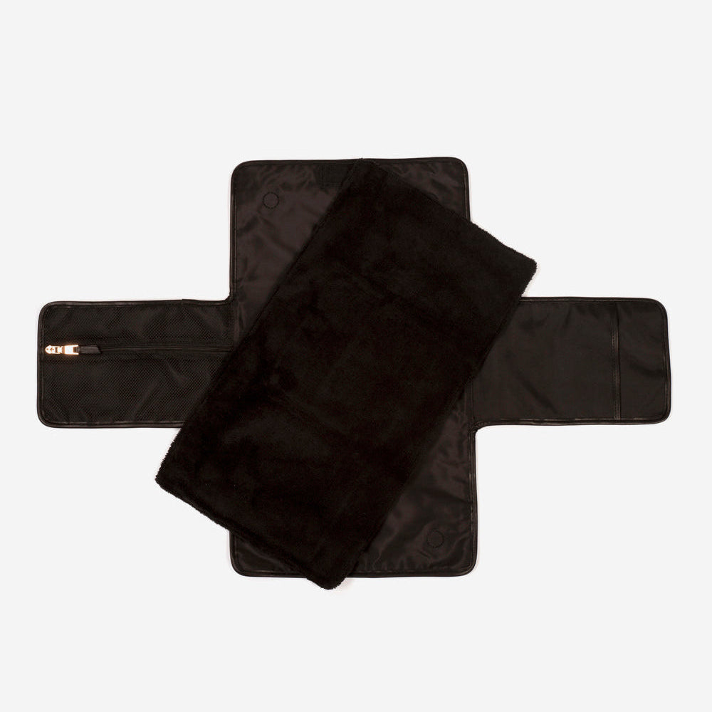 Tiba + Marl Etta open changing mat