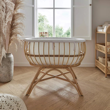 Cuddle Co Aria Rattan Crib - Natural