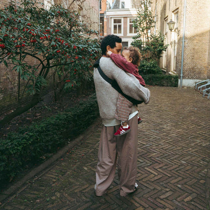 Wildride Toddler Carrier - Black