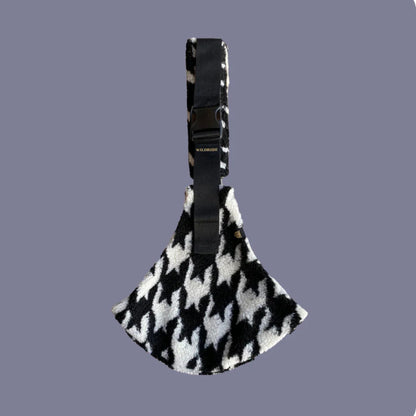 Wildride Toddler Carrier - Houndstooth Teddy
