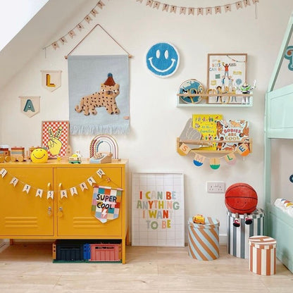 Autumns Corner The Colour Pop Bookshelf