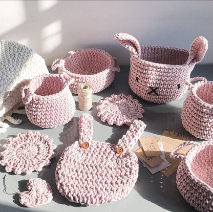 Zuri House Bunny Basket - Pale Pink