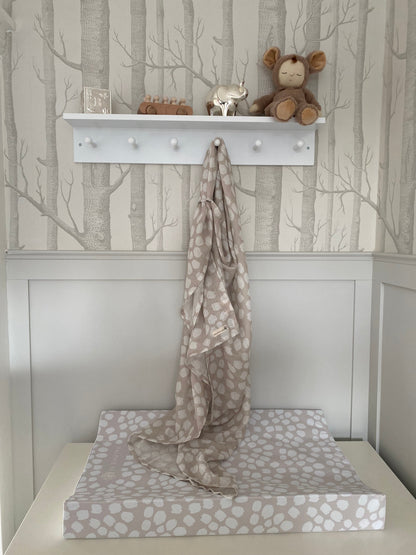 Ralphie Bear Large Muslin Swaddle - Scallop