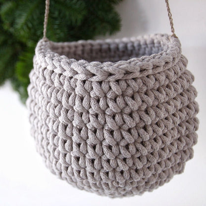 Zuri House Small Crochet Hanging Basket - Oatmeal