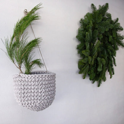 Zuri House Small Crochet Hanging Basket - Oatmeal