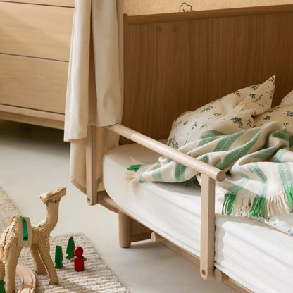 Oliver Furniture Camp Novel Bed Guard