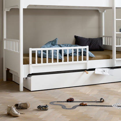 Oliver Furniture Seaside Classic Day Bed