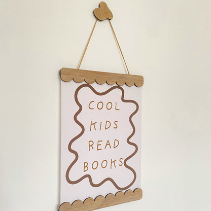Autumns Corner Scalloped Magnetic Picture Frame - Oak
