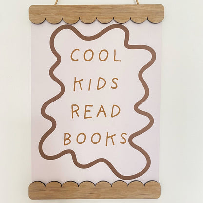 Autumns Corner Scalloped Magnetic Picture Frame - Oak