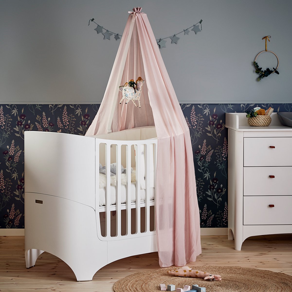 Baby cot pink store