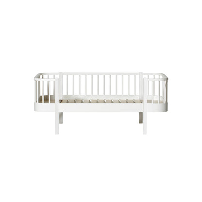 Oliver Furniture Wood Junior Day Bed - White
