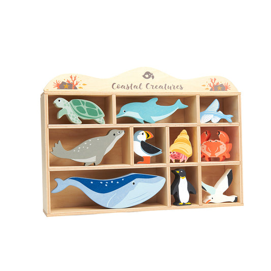 Tender Leaf Toys 10 Wooden Coastal Creatures Set / Shelf