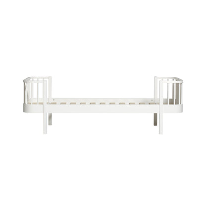 Oliver Furniture Wood Bed - White
