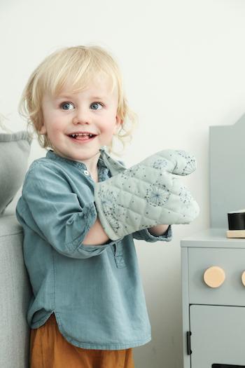 Cam Cam Copenhagen Kids Oven Glove Play Set in Dandelion Petroleum - Scandibørn
