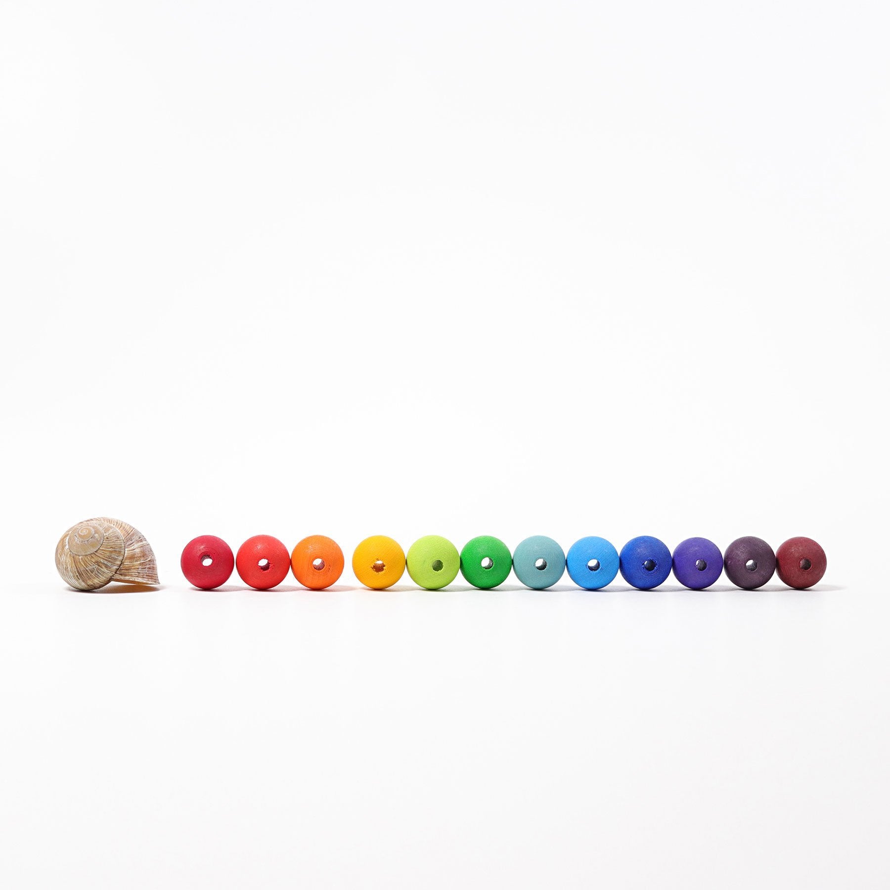 Grimm's Wooden Beads (60 pieces) - Scandibørn